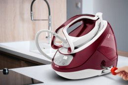 Tefal GV9220 stacja parowa 2600 W Durilium AirGlide Autoclean soleplate Bordowy, Biały