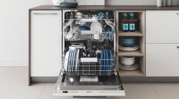 Indesit DIO 3C24 AC E W pełni wbudowany 14 komplet.