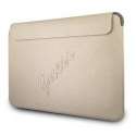 GUESS SLEEVE GUCS13PUSASLG 13" ZŁOTY /GOLD SAFFIANO SCRIPT