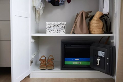 YALE HOME Sejf ognioodporny YFM domowy L