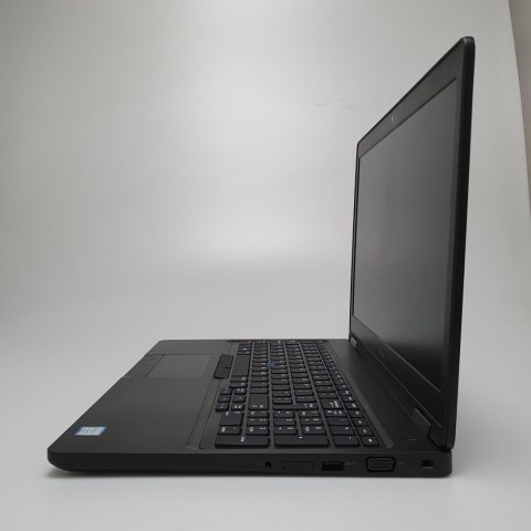 Dell Precision 3520 FHD