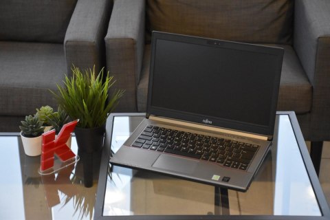 Laptop Fujitsu E744 HD