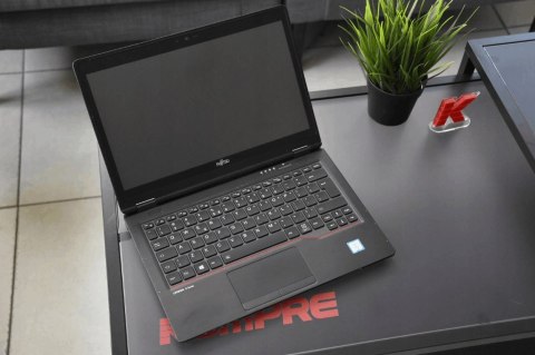 Laptop Fujitsu U728 FHD