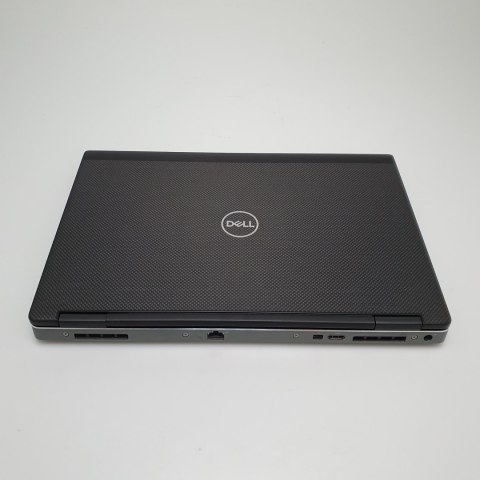 Dell Precision 7720 P3000