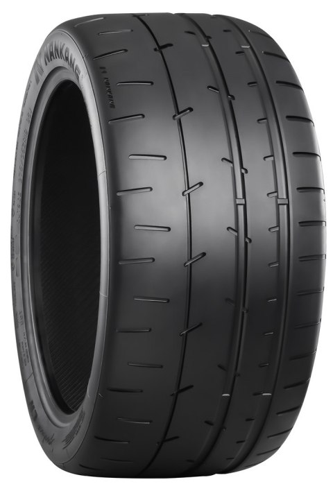 Opona 275/35 R18 99Y Nankang CR-S Etykieta:D-C-B-73 dB