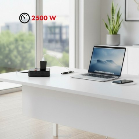 Maclean Listwa zasilająca MCE388 B 2 gniazda, 3xUSB, 110-240V AC 50/60Hz, 2.1A max 2500W, 3m czarna