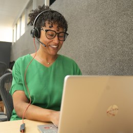 POLY Zestaw słuchawkowy Blackwire 8225 Stereo USB-C + przejściówka USB-C/A