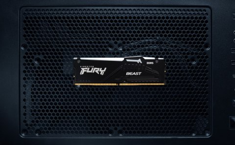 Kingston Technology FURY Beast RGB moduł pamięci 32 GB 2 x 16 GB DDR5 5200 MT/s
