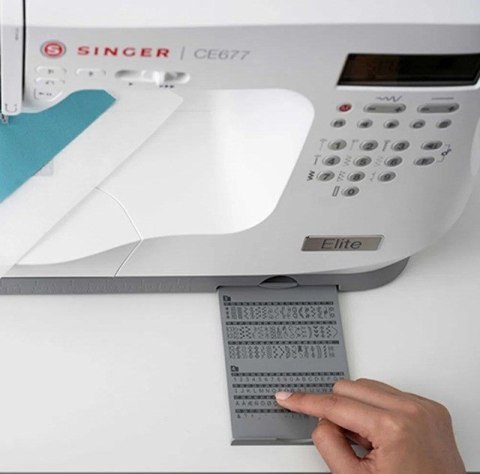 SINGER Maszyna do szycia Elite CE677 Prąd elektryczny Biała