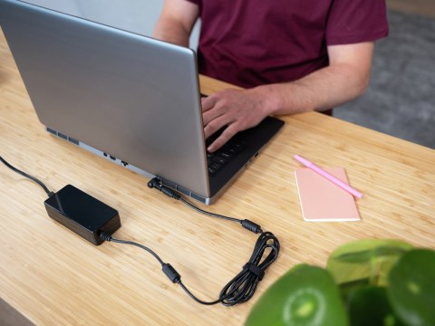 Trust Primo adapter zasilający/ inwentor Wewnętrzna 90 W Czarny