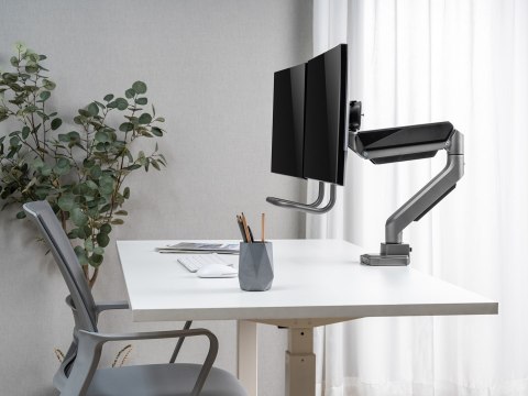 Wyposażenie: Uchwyt biurkowy 17"-32"/2TFT 360° Sprężyna gazowa 9 kg srebrny