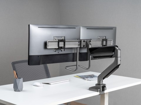 Wyposażenie: Uchwyt biurkowy 17"-32"/2TFT 360° Sprężyna gazowa 9 kg srebrny